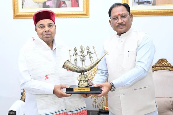 मुख्यमंत्री विष्णुदेव साय से कर्नाटक के राज्यपाल थावरचंद गहलोत ने की सौजन्य भेंट…