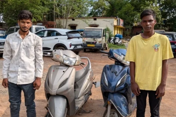 आवासीय कॉलोनियों में सूने मकानों सहित वाहन चोरी की आधा दर्जन से अधिक घटनाओं को अंजाम देेने वाले 02 फरार आरोपी गिरफ्तार…