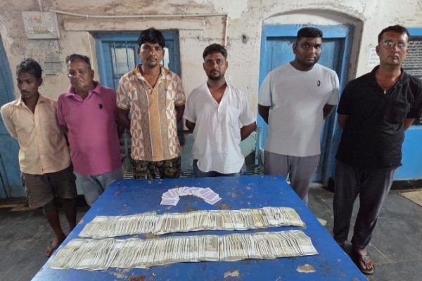 जुआ खेलते 06 आरोपी गिरफ्तार, 1,92,000 रुपये नगद जप्त, 04 आदतन जुआड़ी…