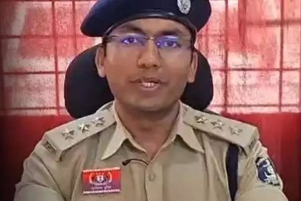 1 करोड़ रिश्वत लेने का आरोप: ट्रेनी IPS के खिलाफ CBI कोर्ट में परिवाद