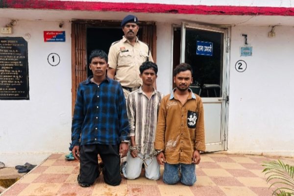 चंगोराभाठा हत्या के मामले में 05 आरोपी (02 अपचारी बालकों सहित) पुलिस गिरफ्त में