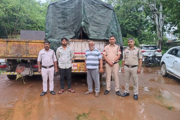 पशुओं के प्रति क्रूरता से परिवहन करने वाले 02 आरोपी गिरफ्तार…