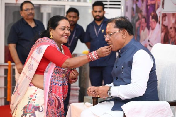 बहनों का स्नेह और आशीर्वाद मेरे लिए अनमोल – मुख्यमंत्री विष्णु देव साय