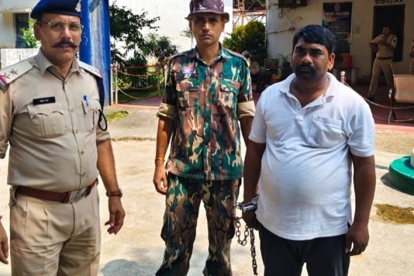 गांजा तस्करी प्रकरण में फरार आरोपी गिरफ्तार…