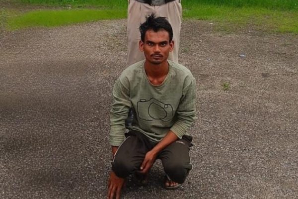 बाइक चोर गिरफ्तार मोटरसाइकिल भी बरामद…