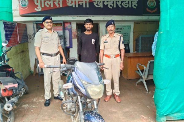 बजाज पल्सर मोटरसाइकिल चोरी करने वाला आरोपी गिरफ्तार…