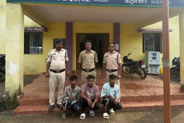 रथ मेला में किशोर से मारपीट करने वाले 03 आरोपी गिरफ्तार, गए जेल