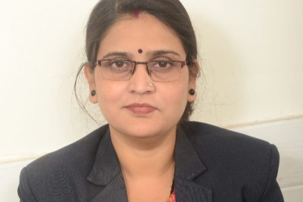 सरकार ई-20 पेट्रोल को वैकल्पिक करे पूरा पैसा लेकर मिलावटी पेट्रोल बेच रहे…