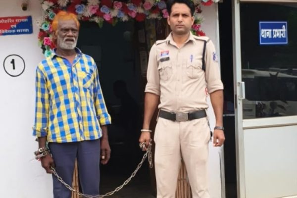 अवैध रूप से देशी शराब बिक्री/परिवहन करने वाला आरोपी संतू यादव गिरफ्तार…