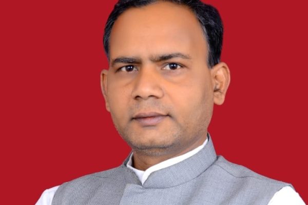 मोदी सरकार में जारी है बैंक लूट, एनपीए के नाम पर पूंजीपतियों के लाखों करोड़ राइट ऑफ…