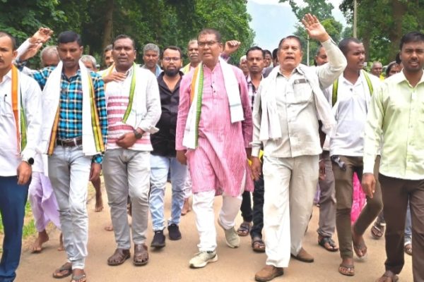 महंगी बिजली और स्मार्ट मीटर के खिलाफ कांग्रेस का हल्लाबोल, ग्राम जिड़ार मे रैली निकाल सभा का आयोजन…