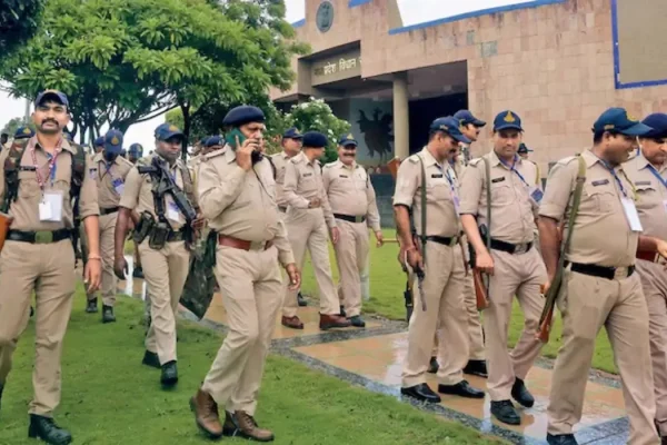 युवाओं का हित सर्वोपरि: मुख्यमंत्री विष्णु देव साय के निर्देश पर पुलिस भर्ती मुख्य परीक्षा की तिथियों में बदलाव