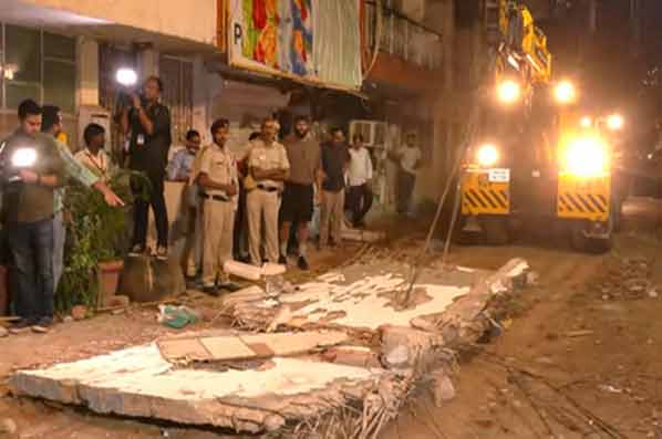 दिल्ली के सत्य निकेतन में इमारत गिरने से मरने वालों की संख्या 6 हुई…