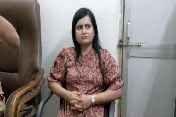यूट्यूबर सोमा देवांगन पर पुलिस का शिकंजा: कांग्रेस ने किया विरोध