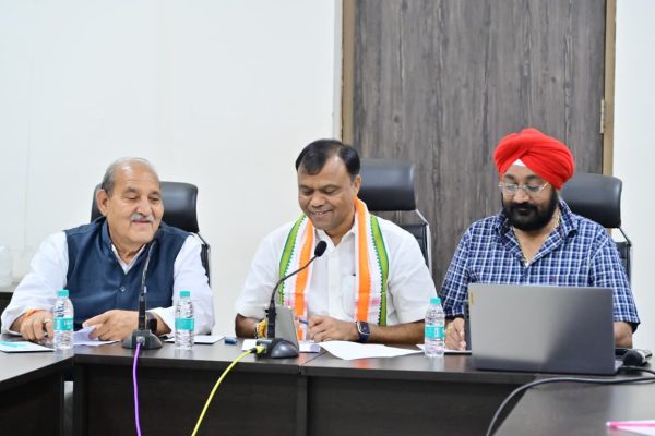 कांग्रेस की अनुशासन समिति की बैठक संपन्न…