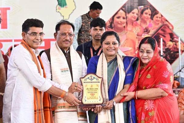 माताओं-बहनों का सम्मान, सुरक्षा और आर्थिक सशक्तिकरण हमारी सर्वोच्च प्राथमिकता : मुख्यमंत्री विष्णु देव साय