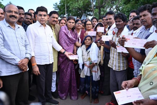 सरकार बाढ़ प्रभावित परिवार की करेगी हरसंभव मदद – राजस्व मंत्री टंक राम वर्मा