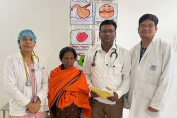 रायगढ़ मेडिकल कॉलेज के चिकित्सकों ने महिला के पेट से निकाला 8 किलो का ट्यूमर…