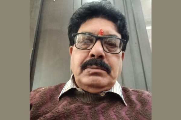 प्रधानमंत्री मोदी के सेवा काल के 25 वर्ष पूर्ण होने पर 17 सितम्बर को बिना पेंशन के सेवानिवृत विश्वविद्यालयीन कर्मचारीगण 25-25 दिया जलाने का कैसे पूरा करें अपना संकल्प – प्रदीप मिश्र