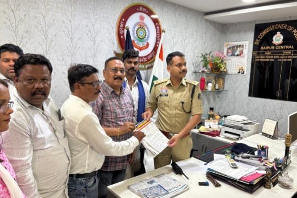 कथित आपत्तिजनक टिप्पणी के विरोध में हुसैनी सेना के साथ सर्व समाज के लोगों ने सौंपा ज्ञापन, निष्पक्ष जांच एवं कार्रवाई की मांग…