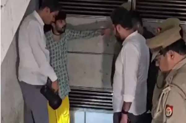 वृंदावन में दर्दनाक हादसा : निजी गुरुकुल में पानी की टंकी साफ करते समय 4 छात्रों की मौत…