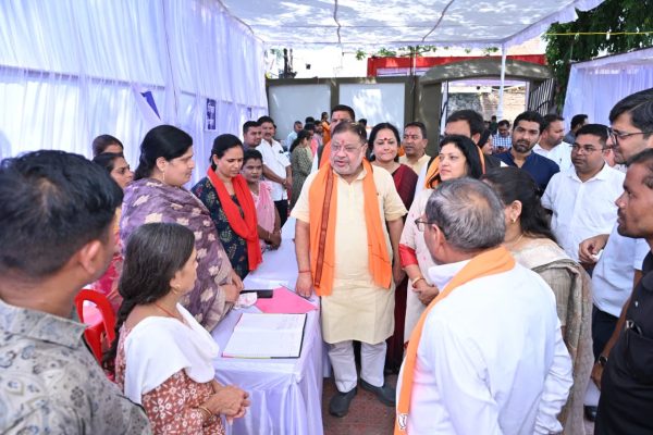 रायपुर दक्षिण में ‘सेवा सेतु’ शिविर: विधायक सुनील सोनी ने लिया जायजा, कई योजनाओं का नागरिकों को मिला सीधा लाभ…