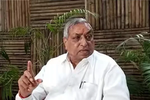 स्मार्ट पी.डी.एस. सिस्टम से आमजनता हलाकान – सत्यनारायण शर्मा