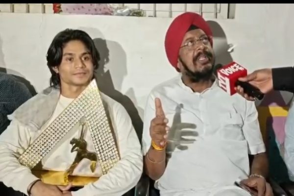 “इंडियाज बेस्ट डांसर सीजन 5 “के विजेता रितेश पाल का कुलदीप जुनेजा एवं कांग्रेस शहर अध्यक्ष ने किया सम्मान…