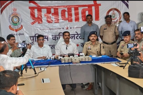 रायपुर कमिश्नरेट की बड़ी कार्रवाई: कटोरा तालाब इलाके में 53 लाख की उठाईगिरी का पर्दाफाश, दो शातिर चोर गिरफ्तार…