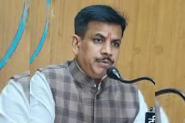RTI में मनोज सिंह ठाकुर का बड़ा खुलासा: छत्तीसगढ़ में समग्र शिक्षा का ₹690 करोड़ से अधिक का बजट खर्च नहीं कर पाई सरकार, 2025-26 का उपयोगिता प्रमाण पत्र (UC) भी केंद्र को नहीं भेजा…